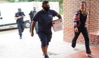 LLEGARON 500 DOSIS DE VACUNAS CONTRA COVID-19 PARA CONTINUAR CON LA CAMPAA