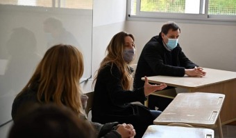 LA MINISTRA DE EDUCACIN SE REUNI CON AUTORIDADES LOCALES