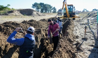 OBRAS SANITARIAS EXTIENDE EL TENDIDO DE LA RED DE AGUA