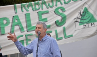 Gustavo anunci mejoras salariales y pases a planta permanente