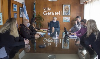 SE LLEV A CABO UN CONCURSO DE PRECIOS PARA ADQUIRIR INDUMENTARIA PARA PERSONAL MUNICIPAL