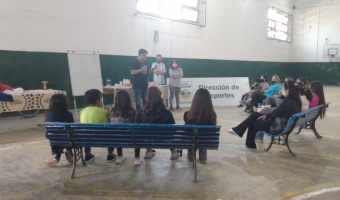 SE REALIZ UNA CHARLA DE NUTRICIN