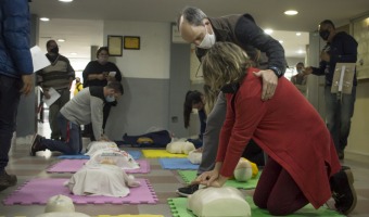 TRABAJADORES MUNICIPALES SE CAPACITARON EN PRIMEROS AUXILIOS