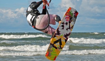 Deportes en la arena y el mar