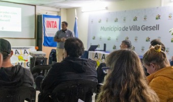 COMENZ EL CURSO DE PRODUCCIN APCOLA