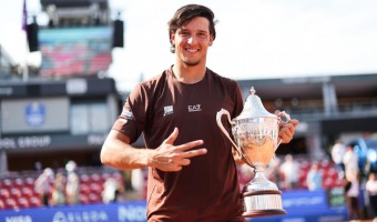 LUCIANO DARDERI CAMPEN EN SUECIA