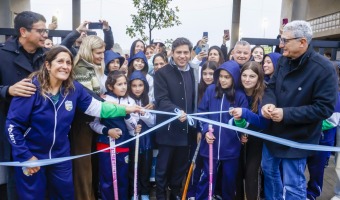 EL GOBERNADOR INAUGUR LAS NUEVAS INSTALACIONES DE LA CANCHA MUNICIPAL DE HOCKEY