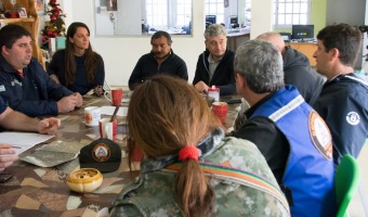 Reunin con Bomberos por el Programa de Prevencin de Incendios Forestales