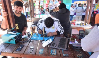 CON UNA AMPLIA CONVOCATORIA, SE REALIZ UNA NUEVA MUESTRA DE EDUCACIN SUPERIOR
