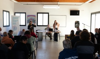 ENCUENTRO SOBRE REPOC EN EL CENTRO COMUNITARIO LA CARMENCITA