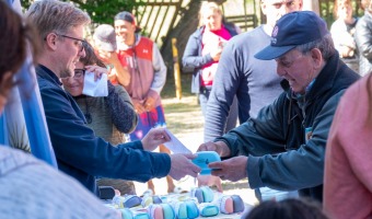 EN EL MARCO DEL PROGRAMA VER PARA SEGUIR APRENDIENDO SE ENTREGARON 245 PARES DE LENTES