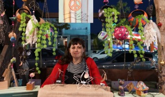 YA FUNCIONA LA FERIA �PUNTO VIOLETA�