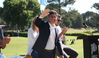 KICILLOF VISIT� VILLA GESELL Y FIRM� CONVENIOS DE GRAN IMPORTANCIA CON EL INTENDENTE BARRERA