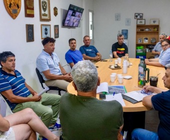 Villa Gesell. El intendente se reunió con empresarios para analizar las medidas de seguridad delenduro del verano