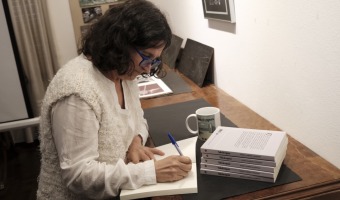 MAR�A GABRIELA SIMPSON PRESENT� �SALA DE ESPERA. UNA VICTORIA EN LAS DUNAS�