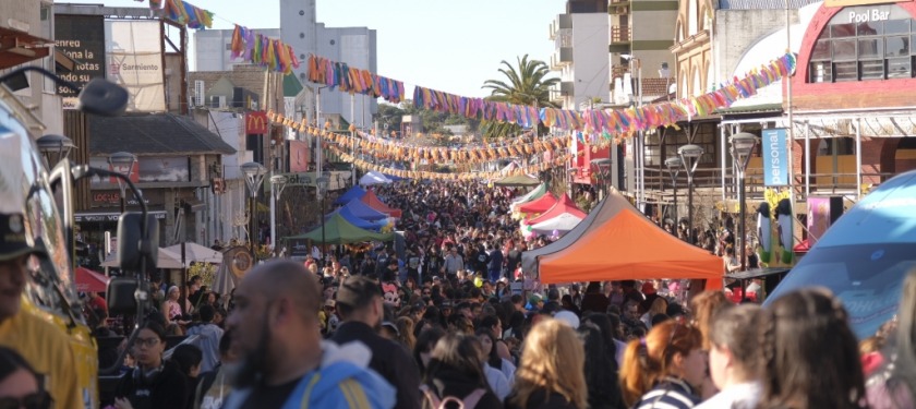 LA PEATONAL DE LAS INFANCIAS RENOV� SU �XITO EN SU TERCERA EDICI�N